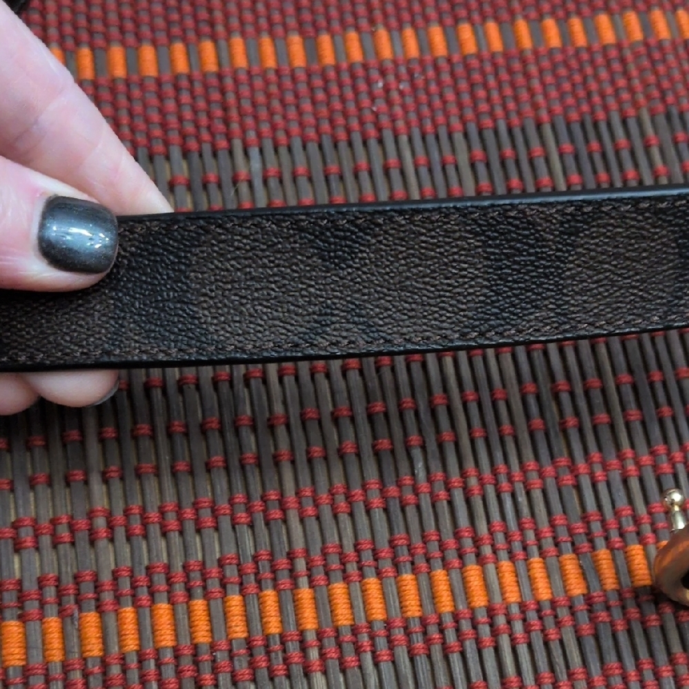 Coach Morgan Rectangle Leather Brown Belt with Black Cs & Black and Gold Buckle - Picture 3 of 8